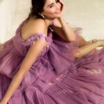 Daisy Shah Instagram – Just smile! N Let the world wonder why…
.
.
.
#sitbackandrelax #livelovelaugh #daisyshah