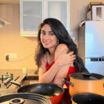 Deepti Sati Instagram - The society is often seen having assumption about the women not really getting along with other women. It is about time women break the stigma ! This women's day, Meyer India intends to celebrate female friendships and the idea of love in them by catalysing the beautiful bonds.#BreakTheBias Biggest Women's Day Sale on cookware- 6th -8th March @potsandpans.in Best Women's Day gift for you! Great discounts on premium cookware. #SheSays #WeWillDoIt #AllThatsAWoman #WomensDay #WomensDay2022 #BreakTheBias #IWD22 #MeyerIndia #PotsAndPans #WDWithMeyer #UnravelWoman