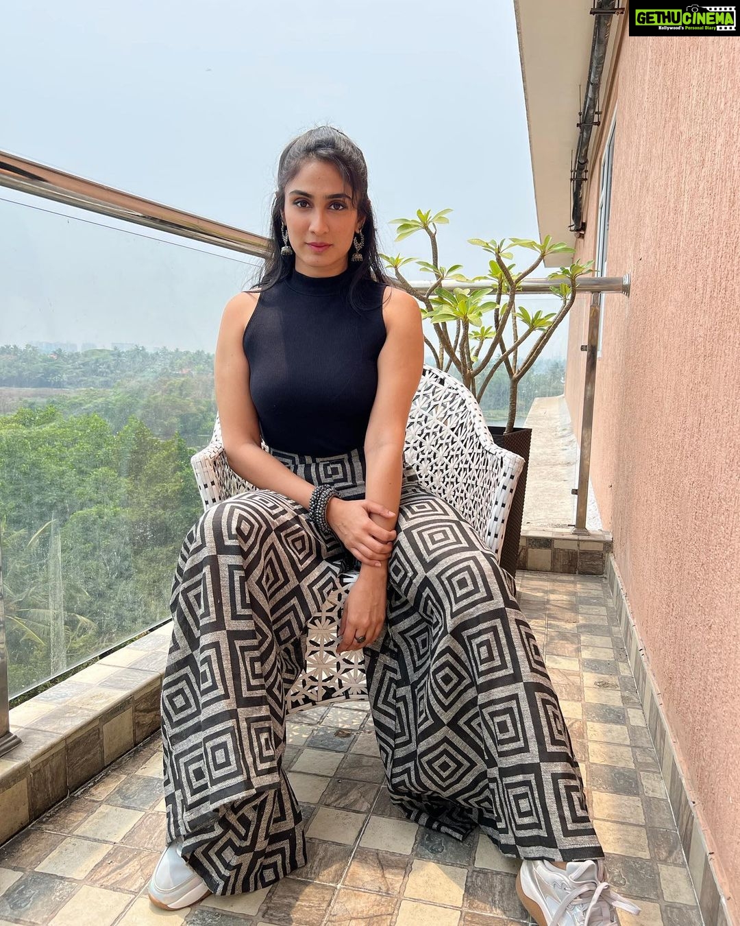 Deepti Sati Instagram - Looking forward to March 18 th @lalithamsundaram ❤️ Styling: @joe_elize_joy @styyledbyjoe Assisted by @sanliya_sabu #promotions #lalithamsundaram Kochi, India