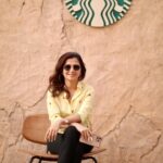 Dhivyadharshini Instagram - Any Starbucks fan ? Let me take you u to a spl one Starbucks in Al seef ,Dubai is the only different looking one , this is man made heritage looking site @alseefdubai @starbucksuae @visit.dubai @dubai.travelers @travellingthroughtheworld #ddneelakandan #ddreels #dubai #travel #tourism #throwback