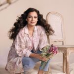 Dia Mirza Instagram - I had the best time shooting for this cover 🧡 A big thank you to @abheetgidwani for always bringing out the best in me! No work is pleasant unless the entire team works in a collaborative and happy space. This experience was just that 🙃 Thank you @idivaofficial for bringing good people together. Love all the #Sustainable garments by designers i wear often and admire 💚 Credits: Look 1 Dress - urvashikaur Shoes & Belt - @zara Look 2 Shirt - @anavila_m Pants - @kharakapas Jewellery - @priyaasijewelry Look 3 Dress - @ekaco Shoes - @melissashoesindia Belt - @topshop Look 4 Dress - @labelalamelu Shoes - @melissashoesindia Styled by - @who_wore_what_when Pranay Jaitly, Shounak Amonkar Fashion Team - @stylebyankur & @d.shubham_j Publicity - @the_studiotalk @dikshapunjabi23 Hair & Makeup - @shraddhamishra8 Creative Director - @santu.misra Director - @vishakhakaushik DOP - @paramsambhifilms Production head - @ankitdoomra Production Manager - @_rutujakurhe_ Video Editor - Sushil & @gsvirkk Editor in chief: @cbdcruz Chief Copy Editor: @seismicentropy Copy Editor: @abhilashaa.tyagi Editorial Team: @tktanya @karenalfonso30 Social Media Marketing: @shivanichatterjee @ekanshi.g #iDivaCoverStar #DiaMirza #MarchCover #CoverGirl #DiaMirzaOfficial #DiaMirzaRekhi #PerfectlyImperfect India