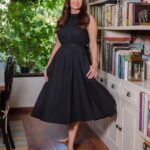 Dia Mirza Instagram - I love wearing #SustainableFashion brands from #India. When I dress up for work my team ensures we choose designers that care for the health of the planet and people. This black dress is from @thesummerhouse.in 🤍 The Summer House is a small and honest company based out of Bangalore, India. They design and handcraft clothing and homeware for the cerebral chic woman across the globe. The Summer House, have made a choice to question every process and ask if they can do it better. They have made a choice to say no to the easy way of sourcing materials. All their fabrics come from an environment that does not abuse the earth. All their clothing is made in their own production studio. Each edit they produce has a story, and heart and use responsible processes and old fashioned techniques to create products that will outlast the season. They design and manufacture in small batches, keeping in mind ethical production, quality and affordability. They have made a choice to be inclusive, fair and responsible. At The Summer House, it is believed - Pure is Beautiful. As we work to make the shift towards #ConsciousConsumerism, The Summer House shows us how. Thank you @theiatekchandaney for sourcing this beautiful garment and always helping my work reflect my values. Hair by @lakshsingh__, Make Up by me 🙃 Photos by @rishabhkphotography #OOTD #SDGs #GlobalGoals #ForPeopleForPlanet #BeatPlasticPollution Bandra World of Storytellers