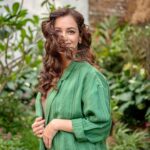 Dia Mirza Instagram – There is no such thing as too much green 💚🦋🌳 

Remember to turn off your lights from 8:30pm to 9:30pm tonight! 

“Every year, at 8:30 pm on the last Saturday of March, supporters in over 190 countries and territories unite, taking action on and raising awareness of the issues facing our one home. 

But Earth Hour is more than just an hour for Earth – it’s a movement for our own futures, for the benefit of people and  planet.
 
And it’s not only a symbol of solidarity – it’s a catalyst for change, harnessing the power of the crowd. “ @wwfindia @earthhourofficial 

Join the movement 🌏✨ #EarthHour2022 #EarthHour #ShapeOurFuture

Sustainable outfit and jewellery styled by @theiatekchandaney. Assisted by @jia.chauhan 
Outfit- @goodearthindia
@mypeepul
Jewellery-@romanarsinghaniofficial
MUH @shraddhamishra8 
Photos by @rishabhkphotography India