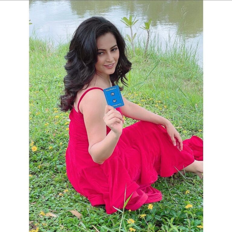 Disha Pandey Instagram - 🚨 GIVE AWAY ALERT 🚨 “Where there is a WOMAN ,there is magic” This womens day , @poker_baazi is giving away 10 tickets to the lovely women players out there for a massive tournament. It's your chance to win a national medal in poker! Details are: NPS Value Mine 50 LAC prize pool Qualifier 4, 9th March 2022 at 5 PM. Like | Comment your PokerBaazi id | Share and don’t forget to tag and follow @poker_baazi and @NationalPokerSeries🥇🥈🥉 #nationalpokerseries #pokerbaazi #indiakhelegapoker #womenpokerplayers Bangalore, India