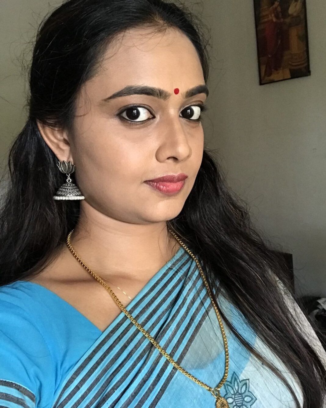 Divya Padmini Instagram -