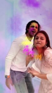 Divyanka Tripathi Instagram - We are HOLI READY!!! 🤩🥳 Are you?
@vivekdahiya #HoliHai #HoliReel #ReelsPeHoli #ReelsHoliParty #IndianTVFiesta #ReelsPeTV #Divek #divyankatripathidahiya