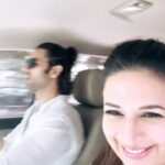 Divyanka Tripathi Instagram - Though Vivek Dahiya could only think of shower after...I'll pat my back for being patient enough to record the after-effect of Holi!😁 #BeforeAndAfter #HoliReel #ReelsPeHoli #TransitionReel