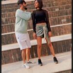 Erica Fernandes Instagram - 💃🏻😂 grooving to bollywood songs #dancereel #trendingsongs