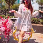 Eshanya Maheshwari Instagram - Colors of happiness and joy are the most beautiful colours of life hope they stay forever in your life ❤️🧡💛💚💙💗💜 HAPPY HOLI TO YOU AND YOUR FAMILY ☺️ #happyholi #holi #holifestival #friends #holi2022 #esshanyamaheshwari #esshanya