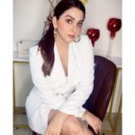 Eshanya Maheshwari Instagram – Why fit in , when you were born 
to stand out..🤍🤍🤍

#white #bosslady #fashion #style #ootd #esshanyamaheshwari #esshanya