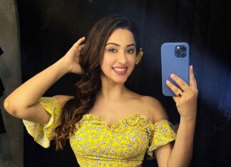 Eshanya Maheshwari Instagram - Posing in a modern traditional dress of Sri Lanka 🇱🇰🌼 #bts #pose #mirrorselfie #srilanka #colombo #esshanyamaheshwari #esshanya #ootd Colombo, Sri Lanka