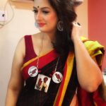 Falguni Rajani Instagram – #saree #sareelove #sareedraping #sareefashion #sareecollection #sareelover #sareeindia #bhartiyanarisabpebhari