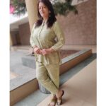 Falguni Rajani Instagram – Beautiful outfit from @juniperjaipur 

Best wearable clothes for summer season .
Hurry grab it🌹

#dresses #shortsuit #panjabisuits #shortkurti #kurtapajama  #indianwedding #cottonclothing