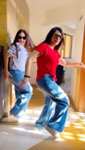Gajala Instagram - We dance, we blue , we bellbot

.
.
.
@dj_aashikaa 
.
.
.
.
.
,
.
.
,
.
#reelitfeelit #reelkarofeelkaro #gajala #gazala #djaashikaa #trending #trendingreels #trend #dance #friends #love #instapic #instadaily #instalike #reelsinstagram