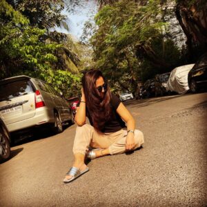 Gajala Instagram - If not now…… then when? 💇‍♀️ ✂️#bigchop #summer #2022 .
.
.
.
💇‍♀️ @salon_aysha 😍✂️
.
.
📸 @dj_aashikaa 😘
.
.
.
.
.
.
.
.
.
#gazala #gajala #summertime #sunkissed #streetphotography #beautiful #beyourself #instapic #insta #haircut #haircare