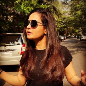 Gajala Instagram - If not now…… then when? 💇‍♀️ ✂️#bigchop #summer #2022 .
.
.
.
💇‍♀️ @salon_aysha 😍✂️
.
.
📸 @dj_aashikaa 😘
.
.
.
.
.
.
.
.
.
#gazala #gajala #summertime #sunkissed #streetphotography #beautiful #beyourself #instapic #insta #haircut #haircare