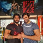 Ganesh Venkatraman Instagram - Super thrilled to begin my Transformation journey with one of the best in the game @vishal_560 👊👊 Thank u bro for sharing ur tremendous knowledge & for pushing me beyond my limits Let the Gains Beginn 💪💪 #beastmode #becomingthebestversionofyourself