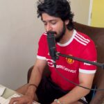 Harish Kalyan Instagram - 1cr + views for #BodhaiKaname from #OhManapenne .. Heartfelt thanks to each & everyone who made this possible … Here is a special video for you all 🤗❤️ Thanks to music composer @composer_vishal , 🎤 Rockstar @anirudhofficial, @sashasublime , ✍️ @lyricist_vivek || @the_sundar_kaarthikk @priyabhavanishankar @markandeyandevarajulu