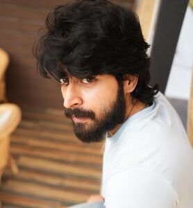 Harish Kalyan Instagram - Every picture tells a story and this one has its own 🧞‍♂️ 

📸 @arunprasath_photography