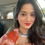 Harshika Poonacha Instagram – Just me in love with me in me ♥️♥️♥️
I will tell you why, there is small story to it 🙈
So that’s me all set to attend the Maha Shivaratri event . So my luggage is stuck in Turkey airport and all my stuff is there,My clothes,my accessories,my makeup items ,literally everything i need ..
Still I’m dolled up to the event with whatever I had . So I’m  so proud of myself that I could do somuch with nothing .
Another talent of mine which I realised today 🤣
#HappyShivarathri sweethearts ♥️♥️♥️