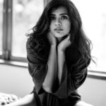 Hebah Patel Instagram – Hebah.
From the archives, 2019.

This shoot feels like it was ages ago! But hey the world was different too, back then. These photos are a result of me bumping into Hebah on a flight, she was the sleepyhead in the middle and I was on window taking photos during landing. 🤣 That chance meeting is like a lot of my photos – being at the right place, at the right time, with a bit of luck thrown in. Or wait, what is that they say about chance favoring the prepared mind. 👀

Anyhoo. See these 8 photos, and talk to the me in the comments. 😁

#chasinglight #makeportraits #beauty Colaba, Maharashtra, India