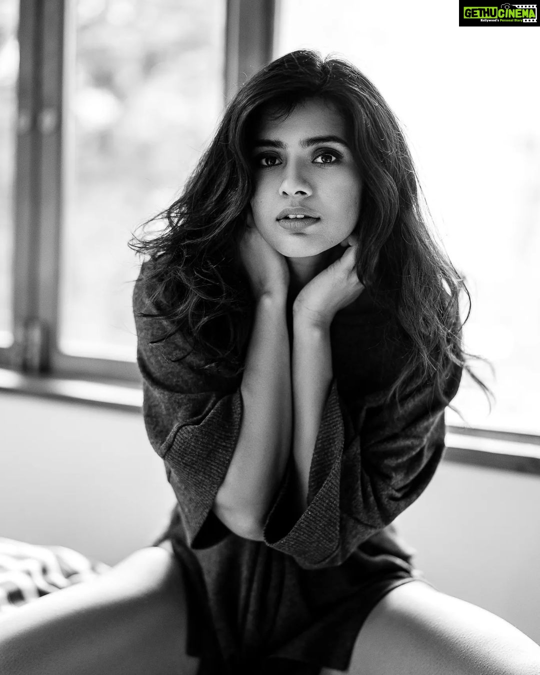 Hebah Patel - 53.1K Likes - Hebah.
From the archives, 2019.
This shoot feels like it was ages ago! But hey the world was different too, back then. These photos are a result of me bumping into Hebah on a flight, she was the sleepyhead in the middle and I was on window taking photos during landing. 🤣 That chance meeting is like a lot of my photos - being at the right place, at the right time, with a bit of luck thrown in. Or wait, what is that they say about chance favoring the prepared mind. 👀
Anyhoo. See these 8 photos, and talk to the me in the comments. 😁
#chasinglight #makeportraits #beauty