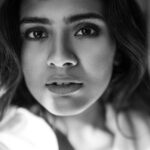 Hebah Patel Instagram - Hebah. From the archives, 2019. This shoot feels like it was ages ago! But hey the world was different too, back then. These photos are a result of me bumping into Hebah on a flight, she was the sleepyhead in the middle and I was on window taking photos during landing. 🤣 That chance meeting is like a lot of my photos - being at the right place, at the right time, with a bit of luck thrown in. Or wait, what is that they say about chance favoring the prepared mind. 👀 Anyhoo. See these 8 photos, and talk to the me in the comments. 😁 #chasinglight #makeportraits #beauty Colaba, Maharashtra, India