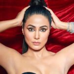 Hina Khan Instagram - 🖤🖤