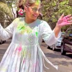 Hina Khan Instagram - Happy Holi Everyone ❤️