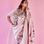 Huma Qureshi Instagram - Dreams are made of these shades … #hues #love #celebration #pink #pastel #roses #sari Outfit - @gazalguptacouture Jewellery - @karishma.joolry Hair - @susanemmanuelhairstylist Make up - @ajayvrao721 Styling - @who_wore_what_when Photography - @chandrahas_prabhu
