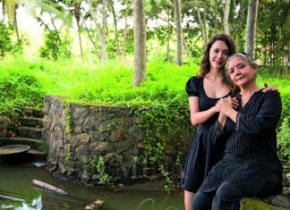 Isha Sharvani Instagram - Happy birthday MA❤️. Your devotion and dedication to your art, to your students, to being a mother, grandmother, a provider, a care giver and a spiritual POWERHOUSE is boundless. I love you with all of my being to infinity and beyond ❤️♾❤️