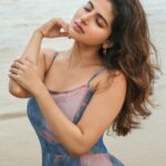 Iswarya Menon Instagram - Give me Coffee to change the things I can & the beach to accept the things I can’t 💙 . #beachforthesoul . @irst_photography