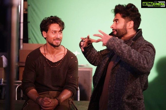 Jackky Bhagnani Instagram - Happy Birthday brother @tigerjackieshroff . Very rarely in life you meet someone and immediately feel a connect, its that rare connect with you! You are like a younger brother to me which I never had. I am extremely thankful that we crossed our paths. I have never met someone so focussed, simple and down to earth. Just know that I always have your back no matter what. I am soo proud of you for all that you do and have achieved at such a young age and especially for the wonderful soul that you are. God bless you with everything best and all that you desire 💙🤗