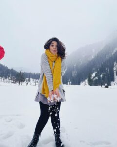 Jennifer Winget Instagram - I’m upto snow good!! ⛄️
