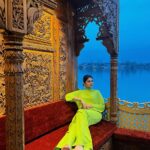 Jennifer Winget Instagram - Ek Dozen….Million 💭