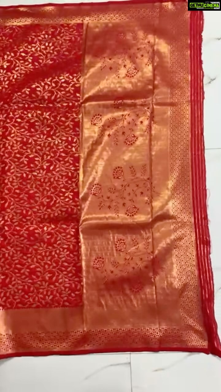 Joy Crizildaa Instagram - To place an order Kindly DM ! ❤️ Disclaimer : color may appear slightly different due to photography No exchange or return Unpacking video must for any sort of damage complaints Threads here and there, missing threads,colour smudges are not considered as damage as they are the result in hand woven sarees. #joycrizildaa #joycrizildaasarees #handloom #onlineshopping #traditionalsaree #sareelove #sareefashion #chennaisaree #indianwear #sari #fancysarees #iwearhandloom #sareelovers #sareecollections #sareeindia #sareedraping #sareelove #sareechennai #chennai #chennaifashionblogger #chennaifashion #fashiondesigner ##onlineboutique #onlineshopping #sareeonline