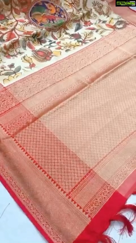 Joy Crizildaa Instagram - Price 2200/- To place an order Kindly DM ! ❤️ Disclaimer : color may appear slightly different due to photography No exchange or return Unpacking video must for any sort of damage complaints Threads here and there, missing threads,colour smudges are not considered as damage as they are the result in hand woven sarees. #joycrizildaa #joycrizildaasarees #handloom #onlineshopping #traditionalsaree #sareelove #sareefashion #chennaisaree #indianwear #sari #fancysarees #iwearhandloom #sareelovers #sareecollections #sareeindia