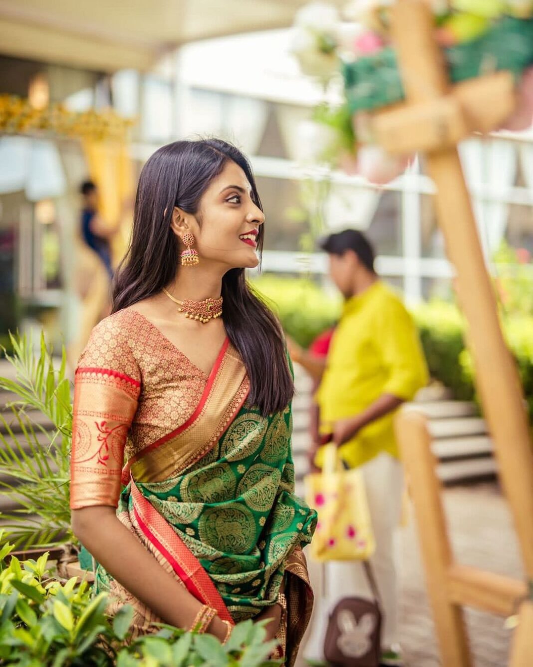 Joy Crizildaa Instagram - Actress @nivedhithaa_sathish looking Gorgeous in #joycrizildaa saree You look absolutely stunning darling @nivedhithaa_sathish ❤️