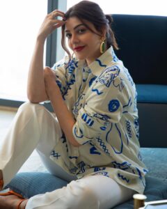 Kajal Aggarwal Instagram - #mondaymorningmood @fourseasonsresidencesmumbai
@aishwaryaa.nayak @ritikasachdevaa @saumyathakur @piyupalkar
@khan_do_makeup

@happispacein
@radhikaagrawalstudio
@blingthingstore
@rsr_ritirahulshah
@panache_by_prerna