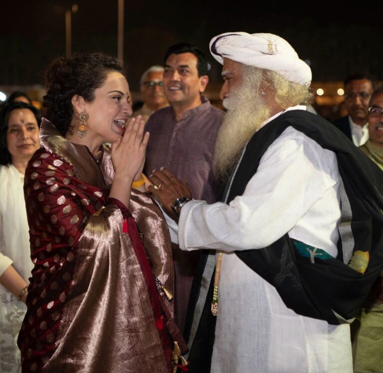 Kangana Ranaut Instagram - Some pictures from Mahashivratri celebrations at @isha.foundation with @sadhguru ji… Who is leaving for his Europe bike tour today to raise awareness about #savesoil @consciousplanet … Wishing you victory in your mission @sadhguru ji… May you be victorious and glorious… Shambho … 🔱