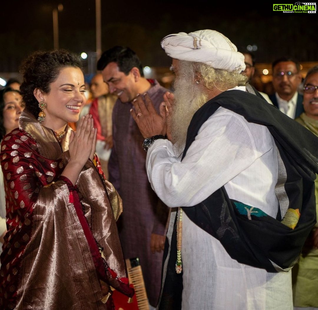 Kangana Ranaut Instagram - Some pictures from Mahashivratri celebrations at @isha.foundation with @sadhguru ji… Who is leaving for his Europe bike tour today to raise awareness about #savesoil @consciousplanet … Wishing you victory in your mission @sadhguru ji… May you be victorious and glorious… Shambho … 🔱