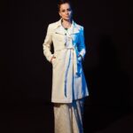 Kangana Ranaut Instagram - To be truly global one has to be truly local first 🇮🇳 Khadi can be hope for entire world which is struggling with the pollution from the fashion industry …. Millions of Tons of synthetic fabric is thrown in the ocean every year and fashion industry wastes are destroying soil, air and water equally… Khadi an organic and environment friendly fabric is the ultimate resolution the world is seeking… Let’s guide the world and explore the true genius of Bharata 🇮🇳 Was an honour to represent @kvicindia Jai Hind