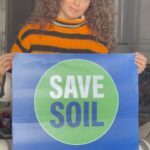 Kangana Ranaut Instagram - Please do your bit and #savesoil .. Join @consciousplanet and be a part of the movement… We want #savesoil as a policy from the government and it should be the basis of choosing our leadership.. If we see it as a crisis it will be addressed or else this crisis very soon will be a disaster….let’s spread awareness… do your bit and join.. @isha.foundation @sadhguru