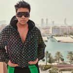 Karan Johar Instagram – Where culture meets couture. Exciting stuff coming up! @globalspa_mag @globalspame @visitqatar @marsamalazkempinskidoha

#VisitQatar #SmileWithGlobalSpa