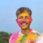 Karthik Kumar Instagram – Colour. Play. Two words that mean so much. #happyholi 
White t shirts are but a canvas for celebration.