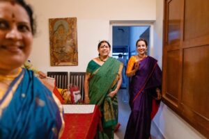 Karthik Kumar Instagram - Tag the devi in your life in the comments ❤️ 
These are the Devis in my life… on and off the wall. They are my strength and my kindest depths. I draw from them and I learn from them constantly. 
#internationalwomensday 
#Mansplaining #motherinlaw #mother #partner @amruthasrini