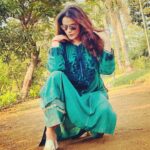 Kashish Singh Instagram - All she wants is to enlighten her soul and her environment ♥️♥️ #indiangirls #phiran #phiranstyle #Kashmir #yolo #girlslikeus #girlsfashion #bellavitakashish ❤️❤️ Mumbai - मुंबई