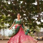 Keerthi shanthanu Instagram – Traditional attire is itself a beauty 🌺
And this beautiful attire is from @studio149 ✨
Dressed up for #juniorsuperstars #historical round every Saturday & sunday 6.30pm @zeetamizh 
Jewellery @jcsjewelcreations ✨
@theamethyststore ✨
📸 @storiesbysidhu @teamcreators