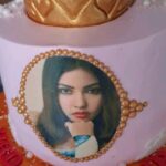 Komal Jha Instagram - @bakemycake_mumbai ❤️ Salaam~Waaley ~Kum Thank you Aejaz and Abdulla & bake my cake team for this lovely cake and guys if you want to order any kind of cake then do reach out to them Delivery available all over mumbai. Luv KJ 👑 Kya Karoge Location Janke