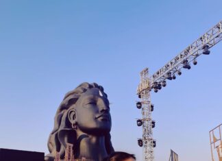 Lavanya Tripathi Instagram - Happy shivaratri 🙏 Adiyogi Shiva statue